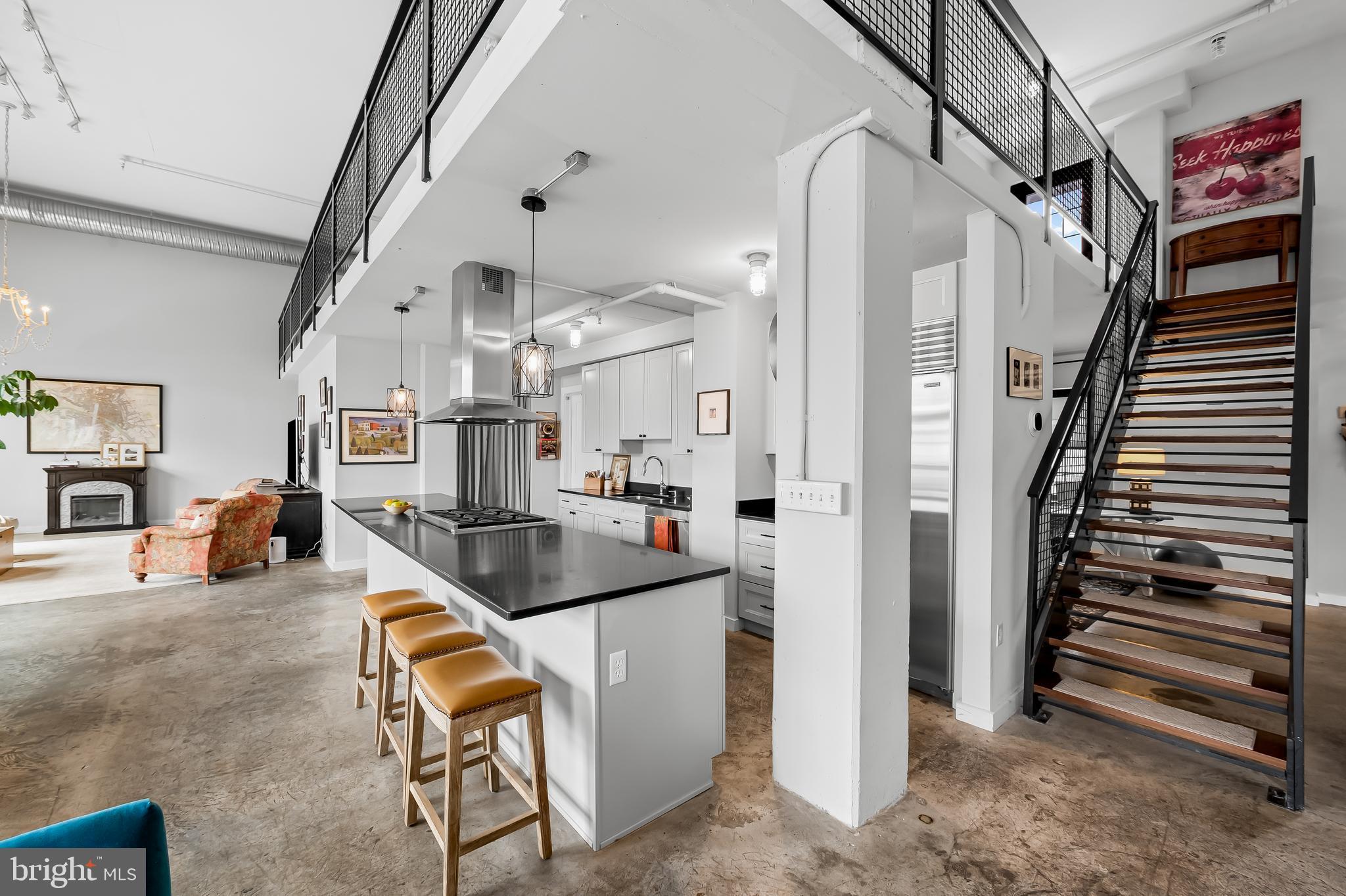 LITTLE ITALY - Residential