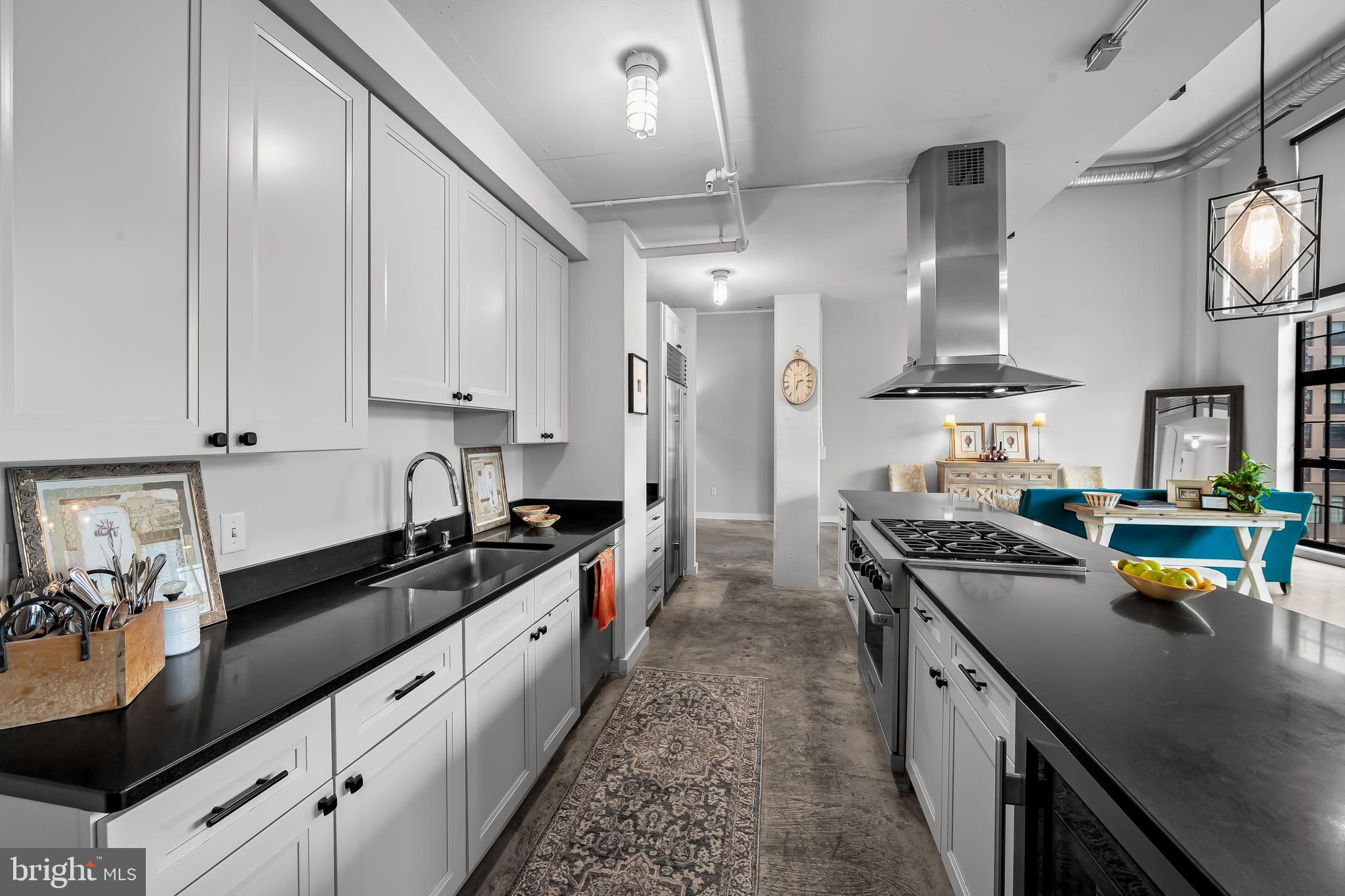 LITTLE ITALY - Residential