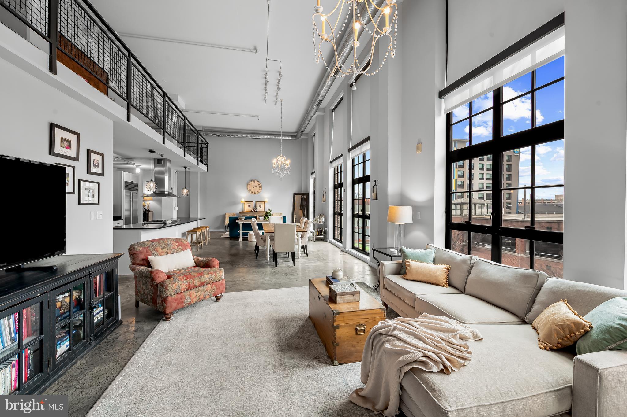 LITTLE ITALY - Residential