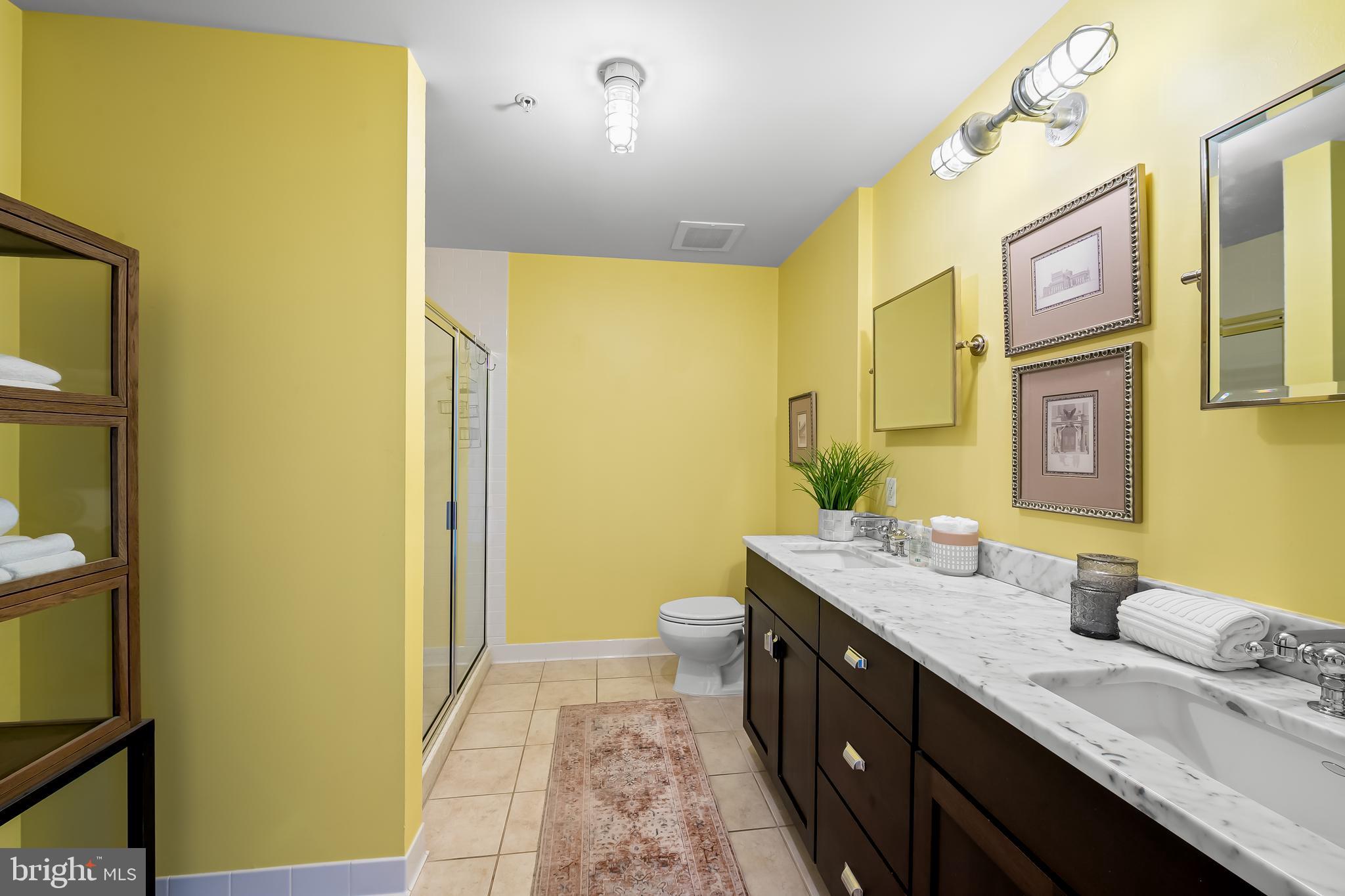 LITTLE ITALY - Residential