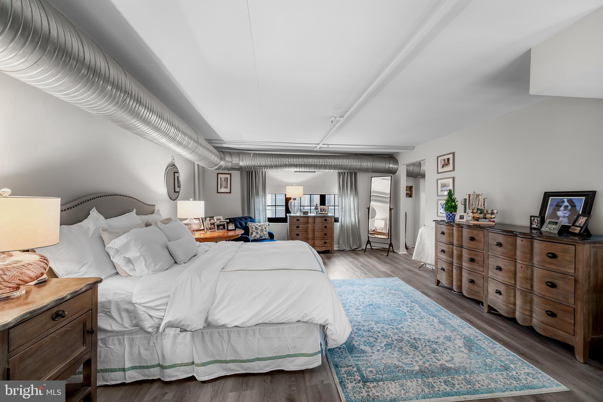 LITTLE ITALY - Residential