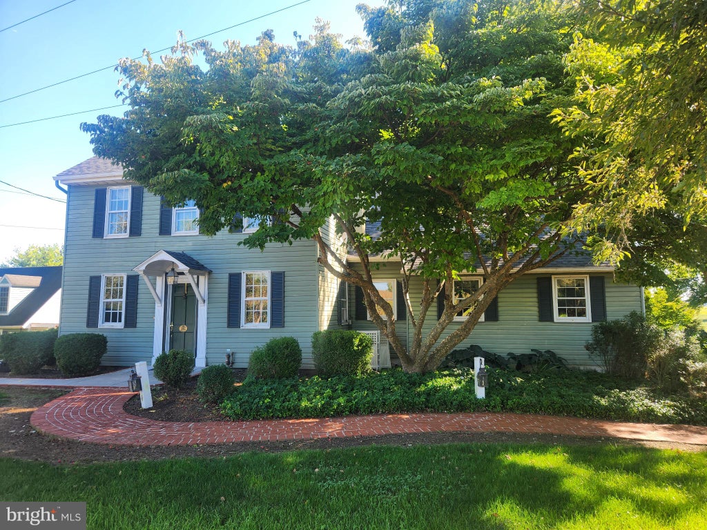 Photo of 1530 Harrisburg Avenue, MT JOY, PA 17552 (MLS # PALA2096124)
