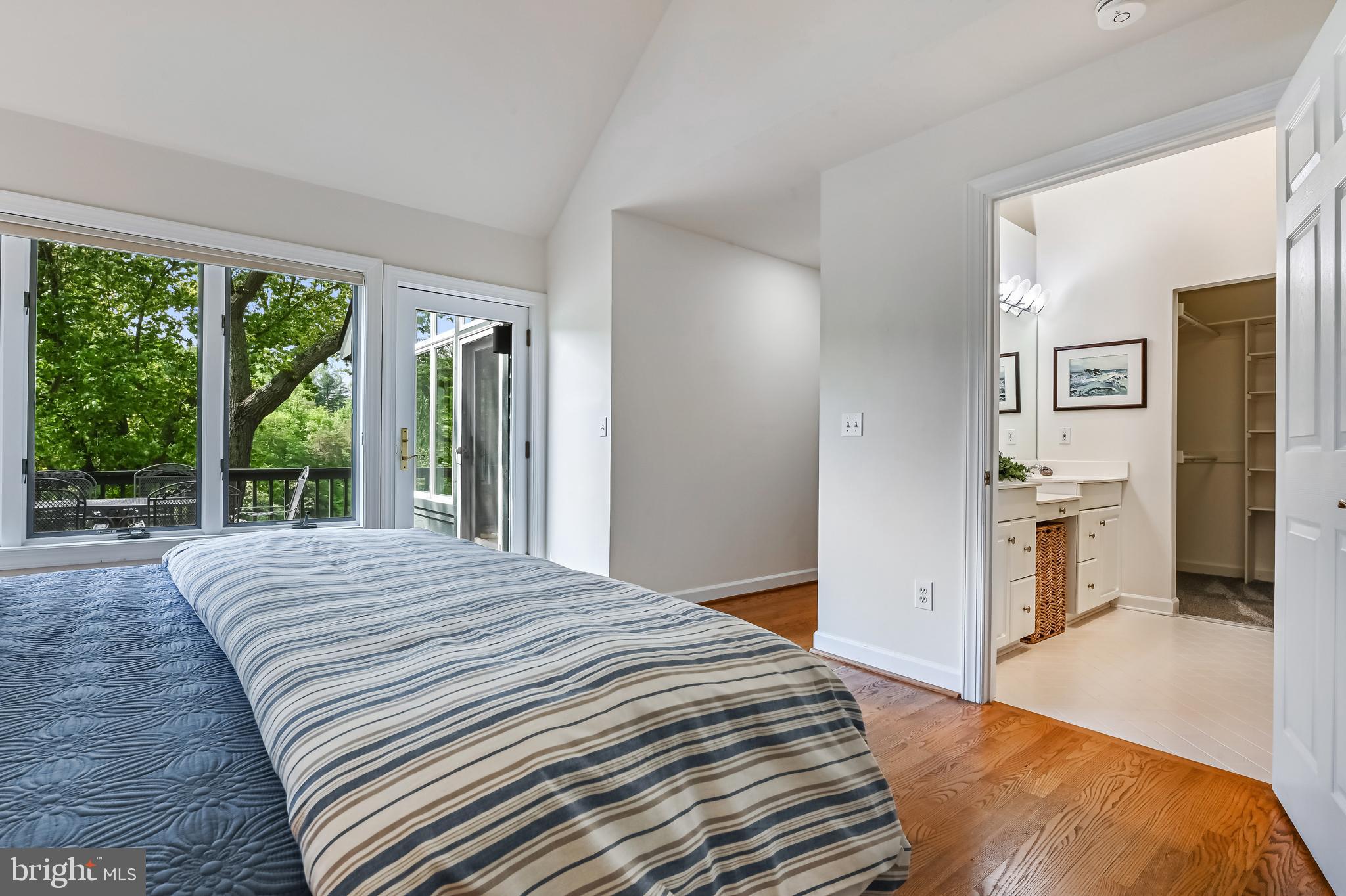 SHERWOOD FOREST - Residential