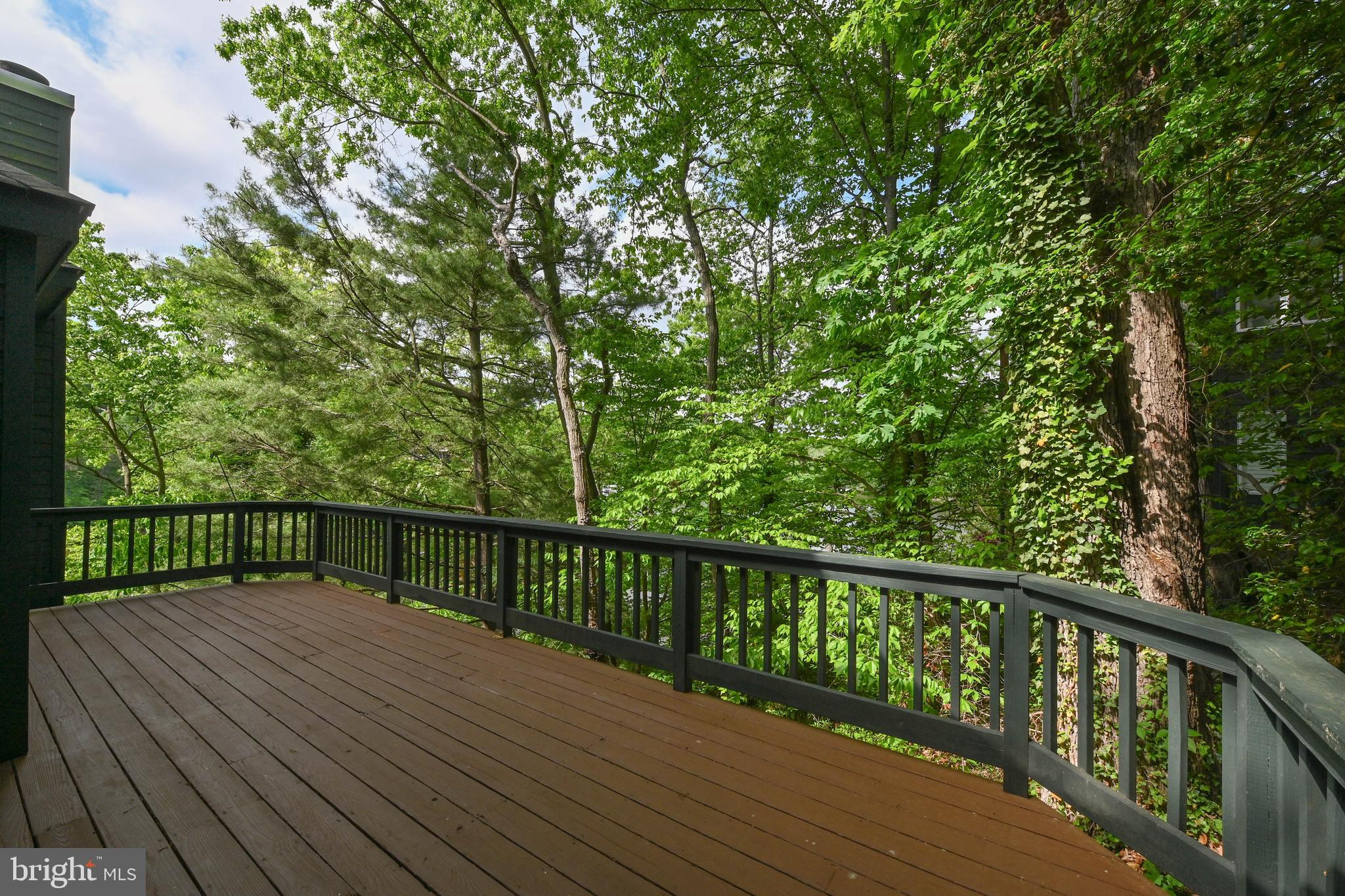 SHERWOOD FOREST - Residential