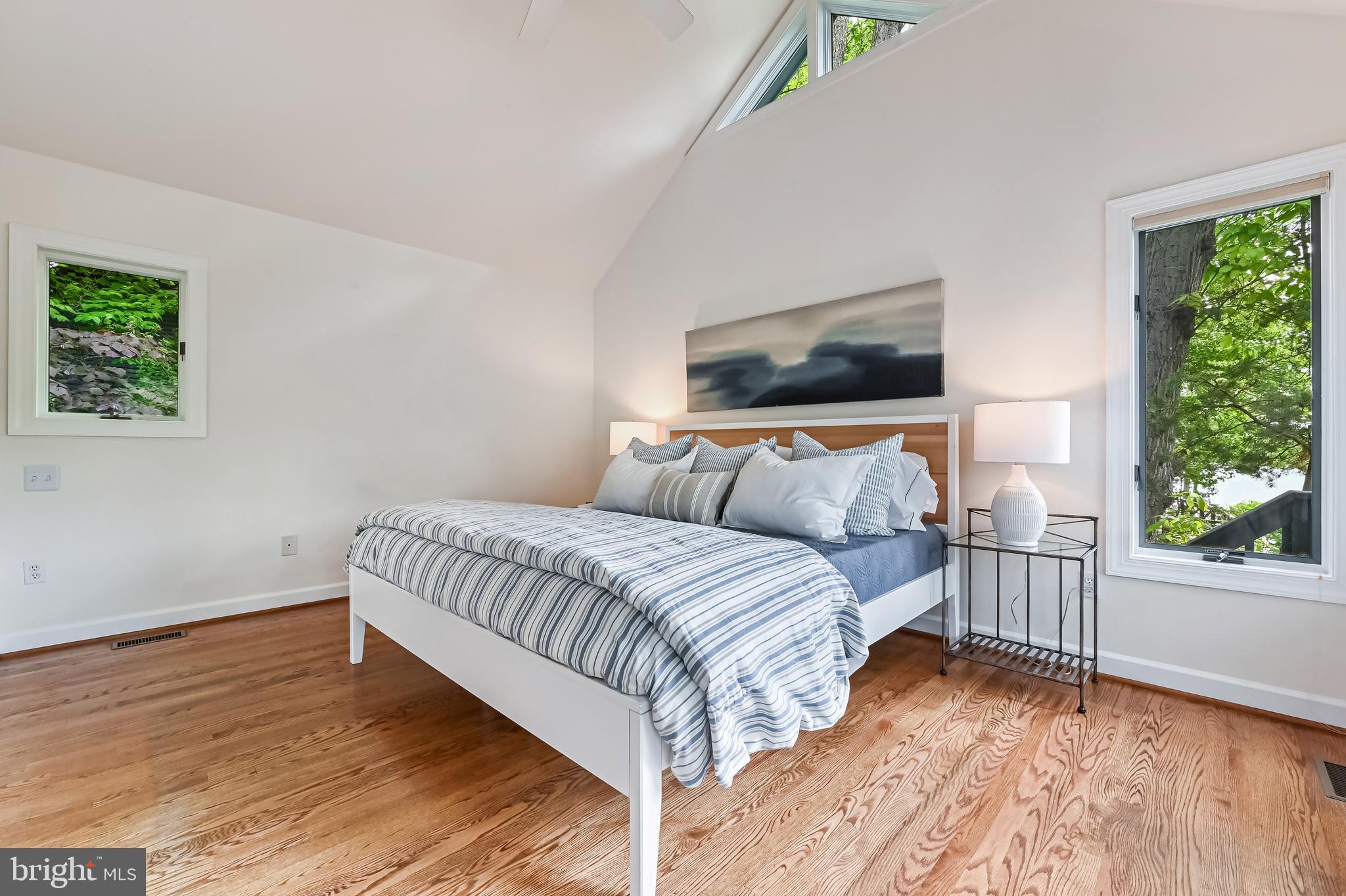 SHERWOOD FOREST - Residential