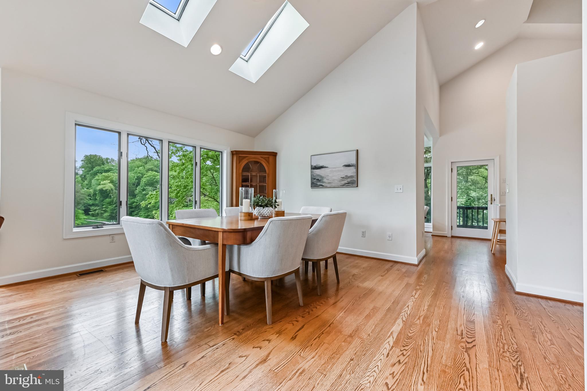 SHERWOOD FOREST - Residential