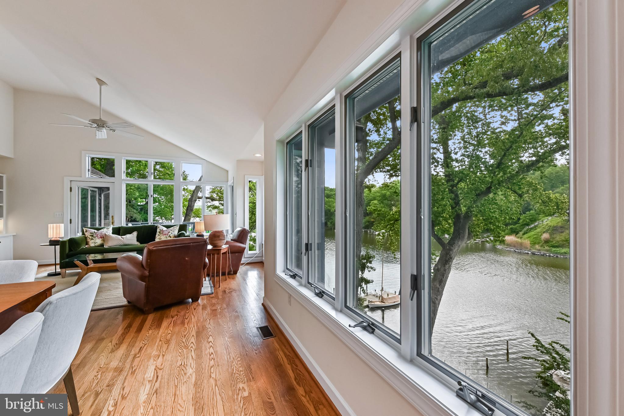 SHERWOOD FOREST - Residential