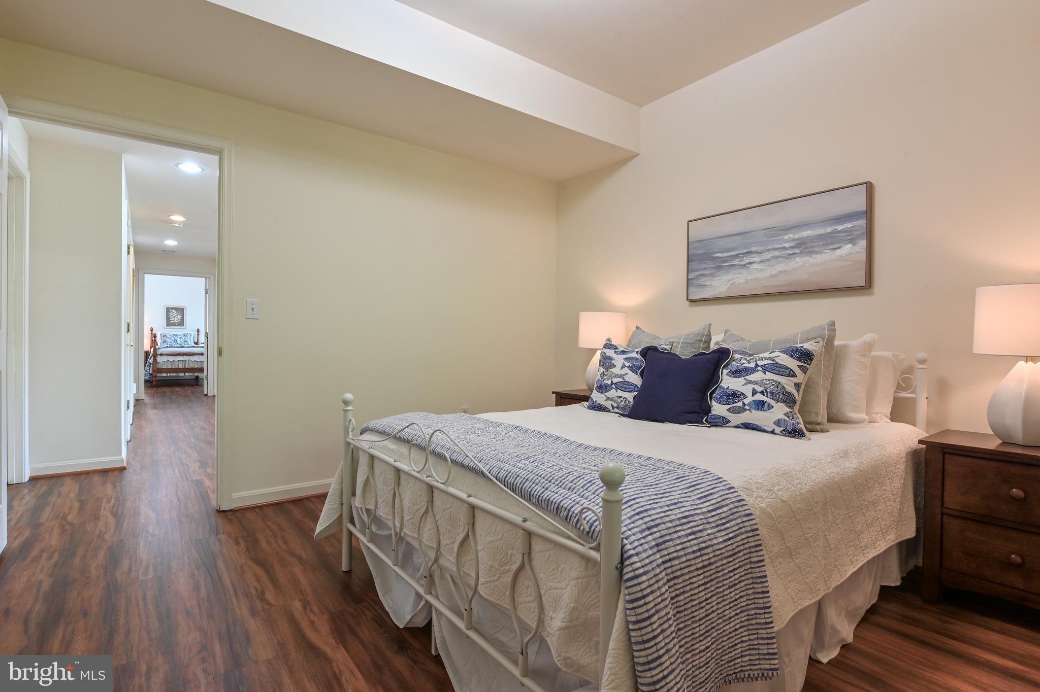 SHERWOOD FOREST - Residential