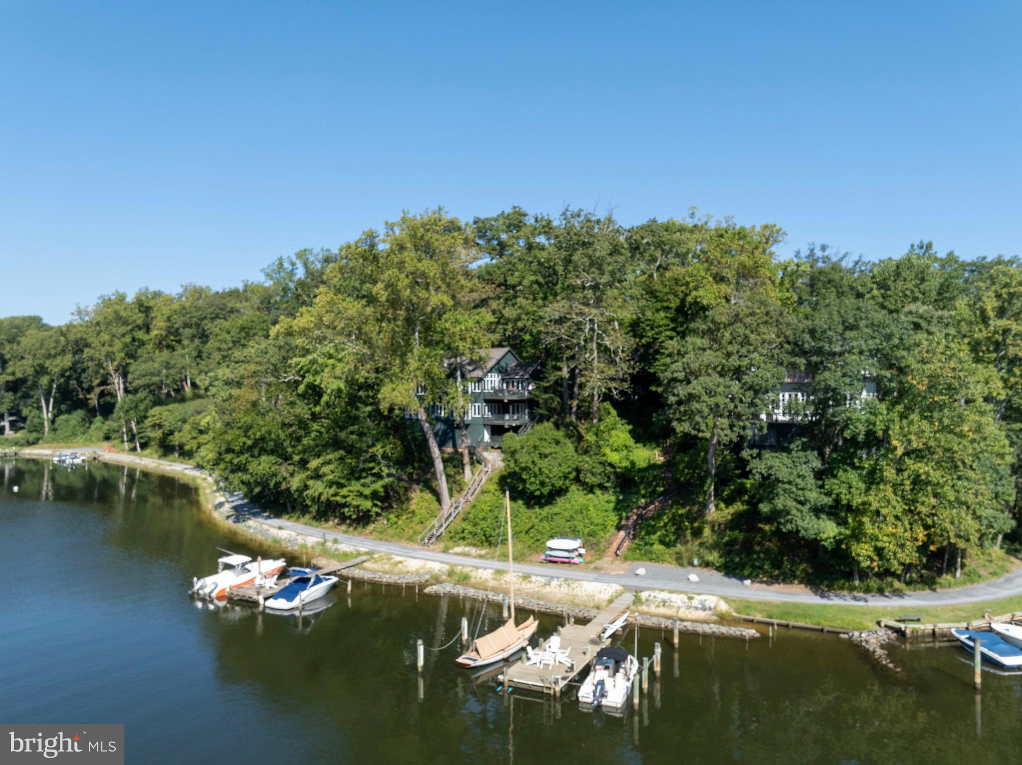 SHERWOOD FOREST - Residential