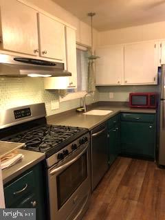 VIENNA WOODS - Residential Lease