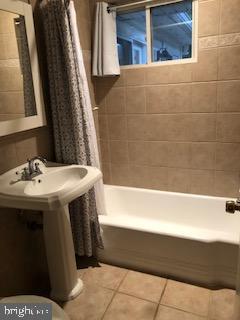 VIENNA WOODS - Residential Lease