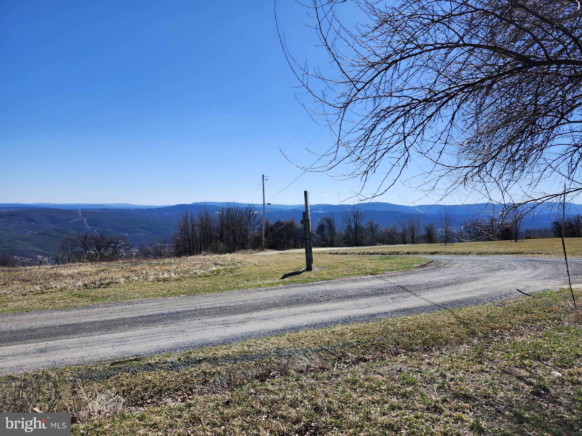 HIGH MOUNTAIN ORCHARD - Land