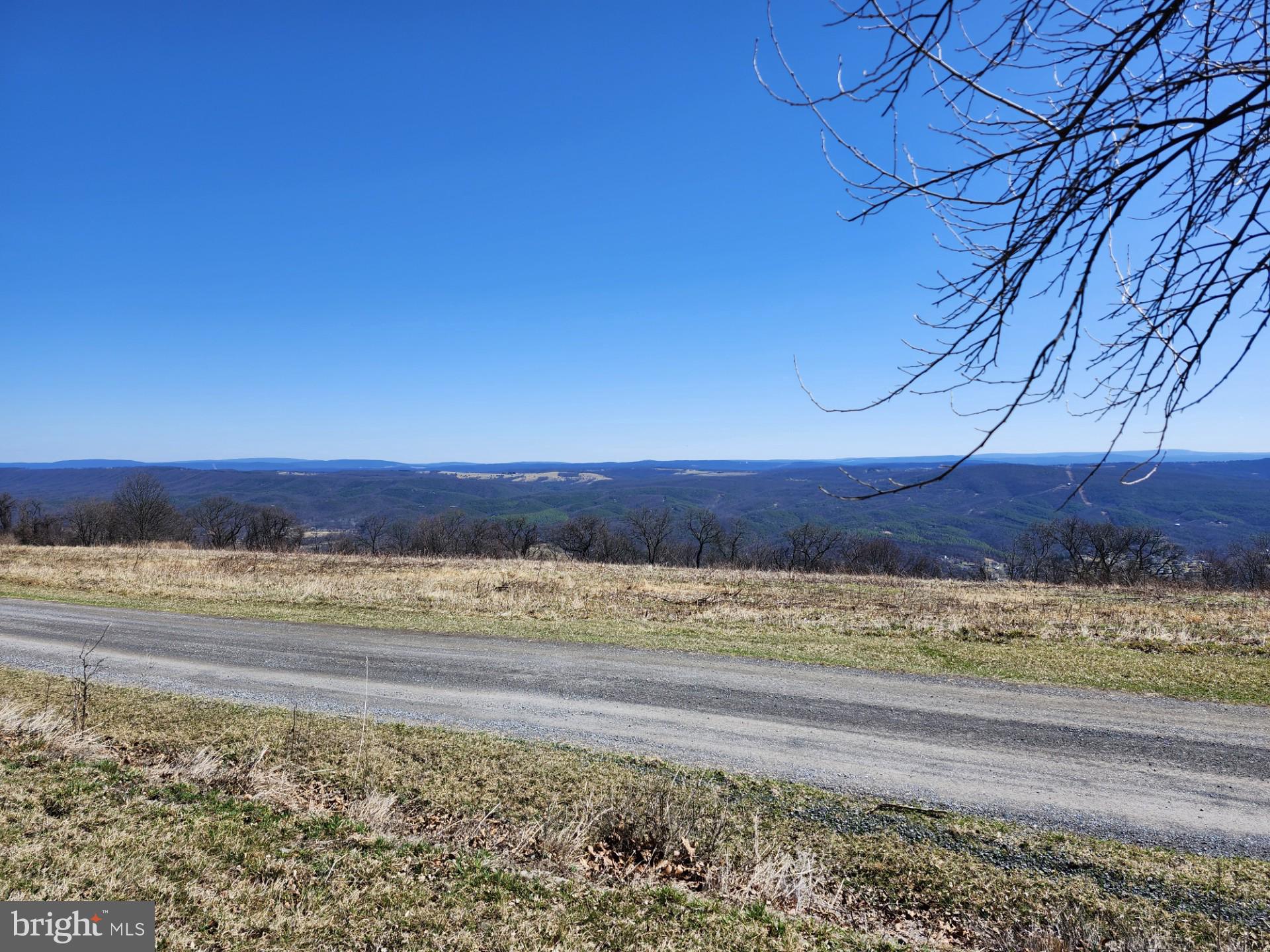 HIGH MOUNTAIN ORCHARD - Land