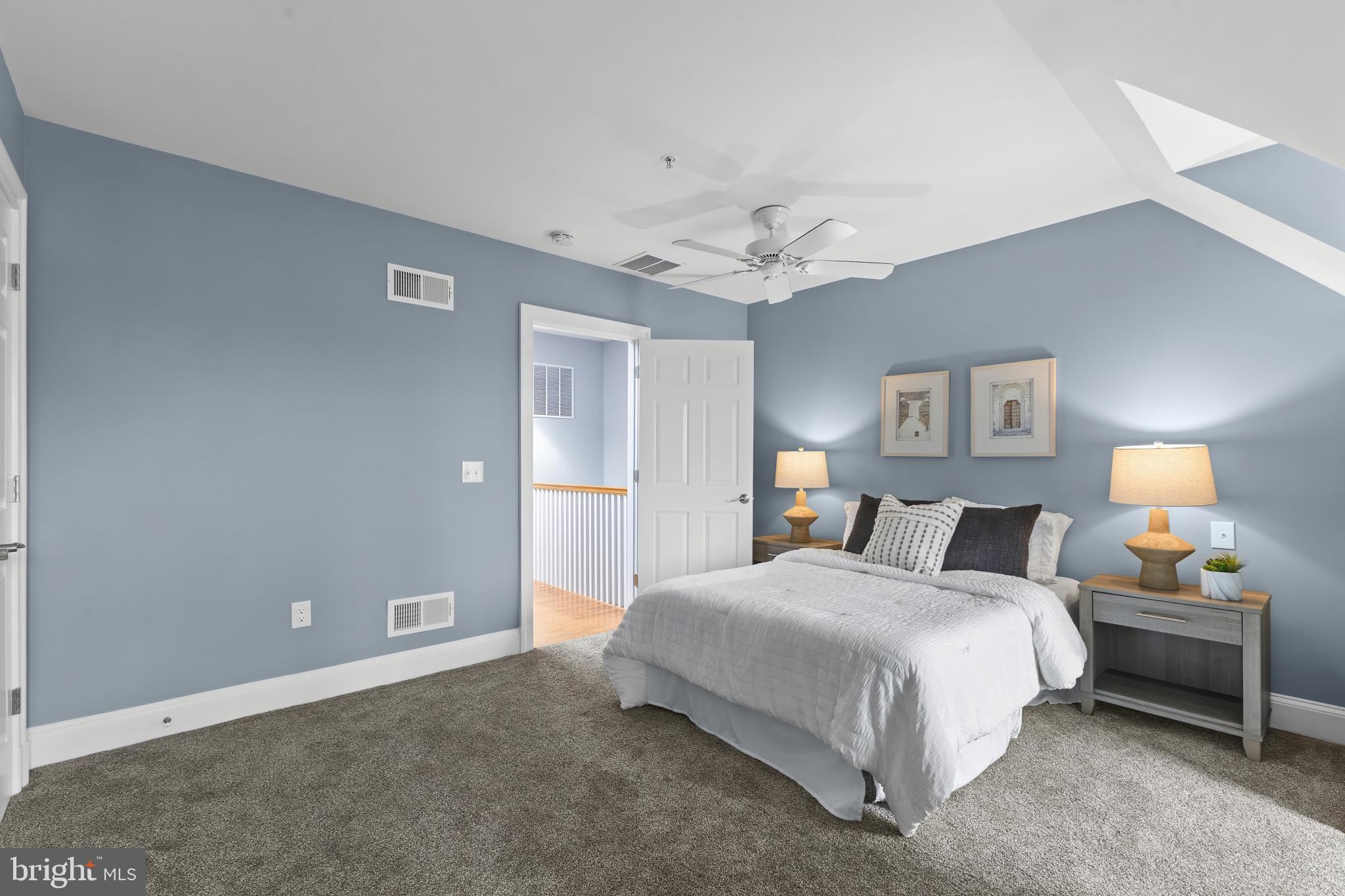 CHURCH SQUARE - Residential