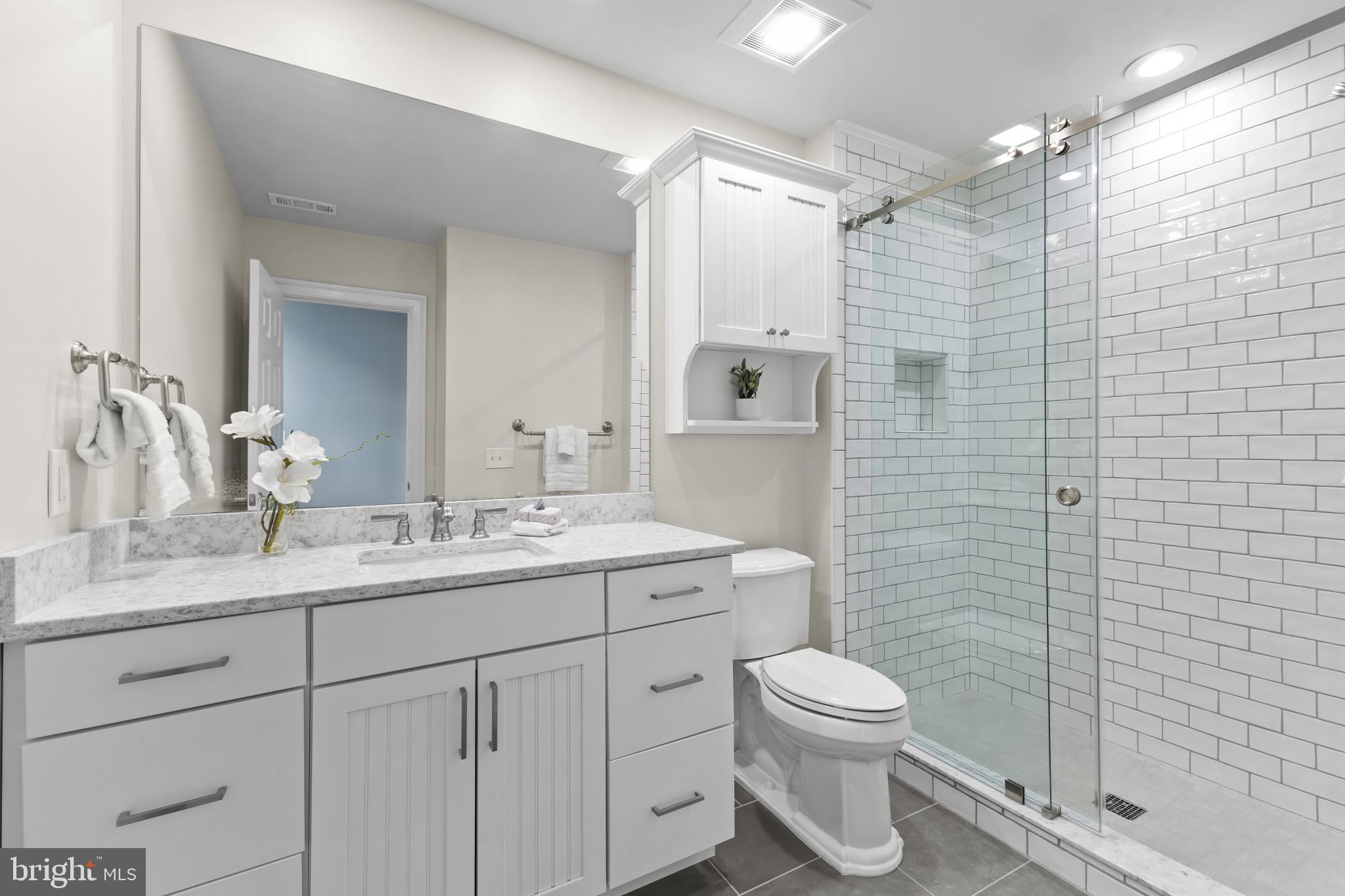 CHURCH SQUARE - Residential