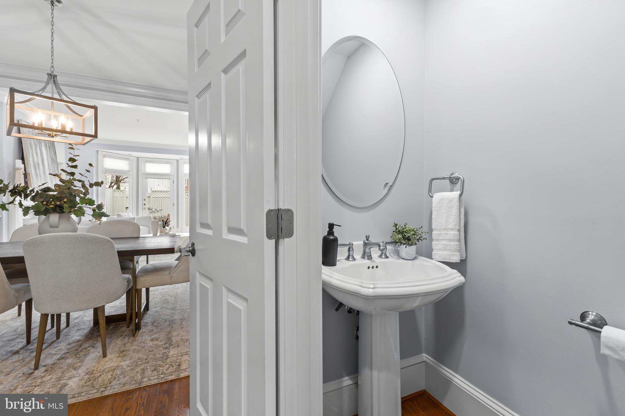 CHURCH SQUARE - Residential