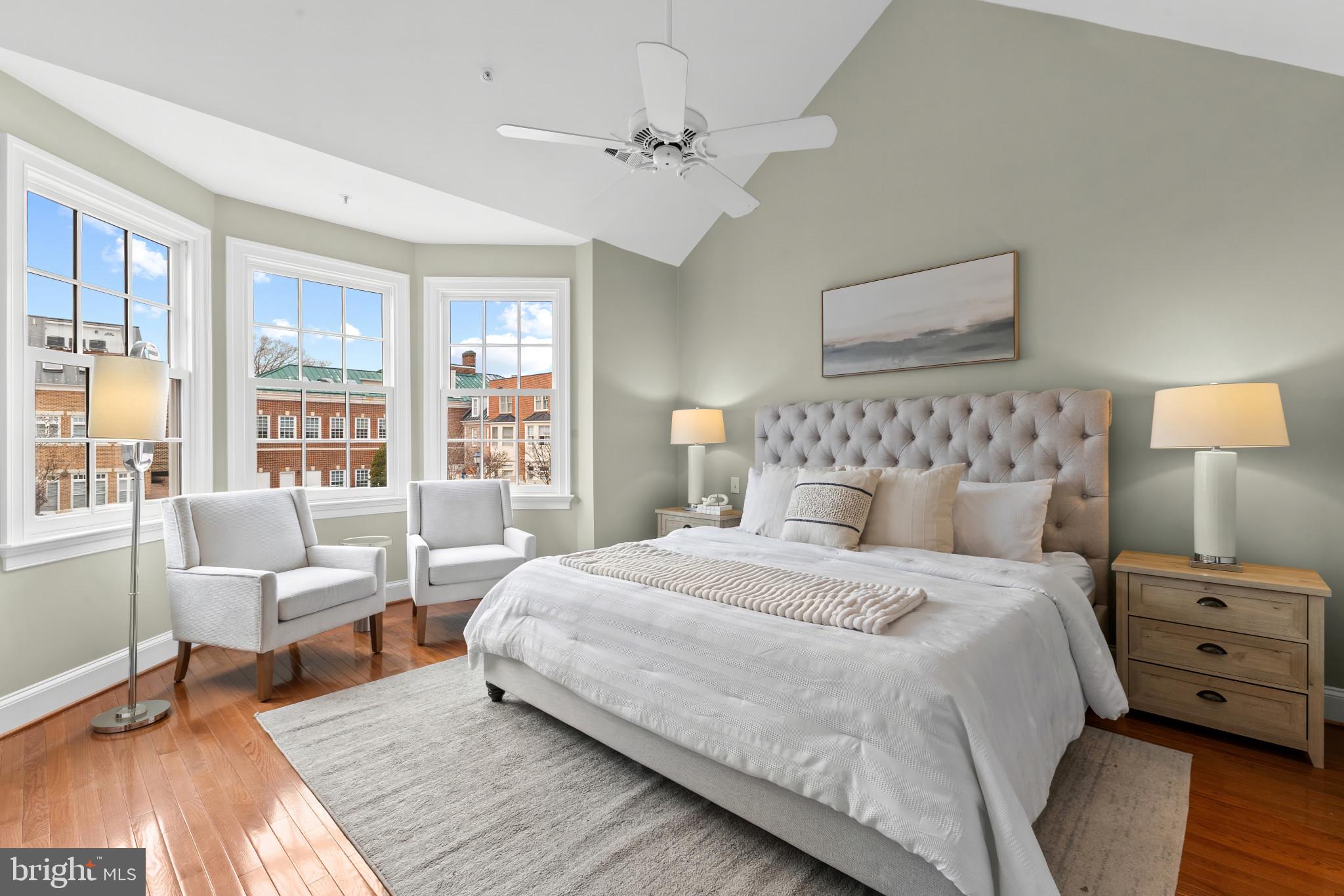 CHURCH SQUARE - Residential