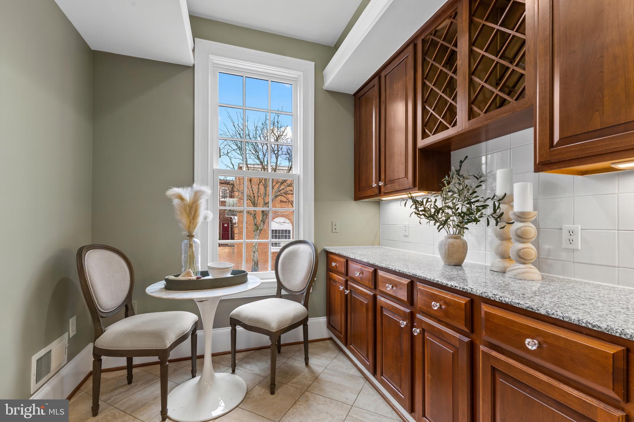 CHURCH SQUARE - Residential