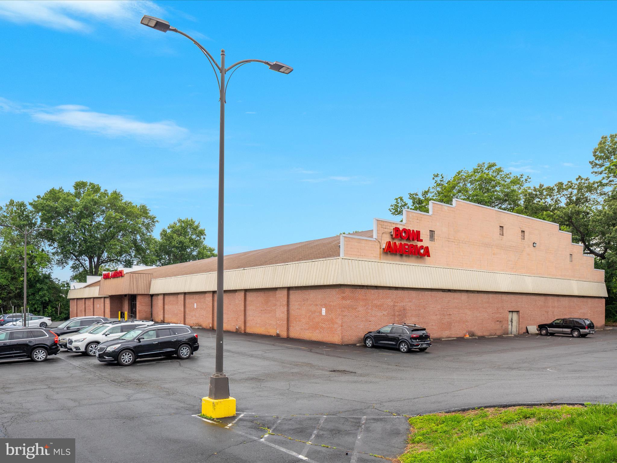 CHERRY HILL TOWNHOUSES - Residential