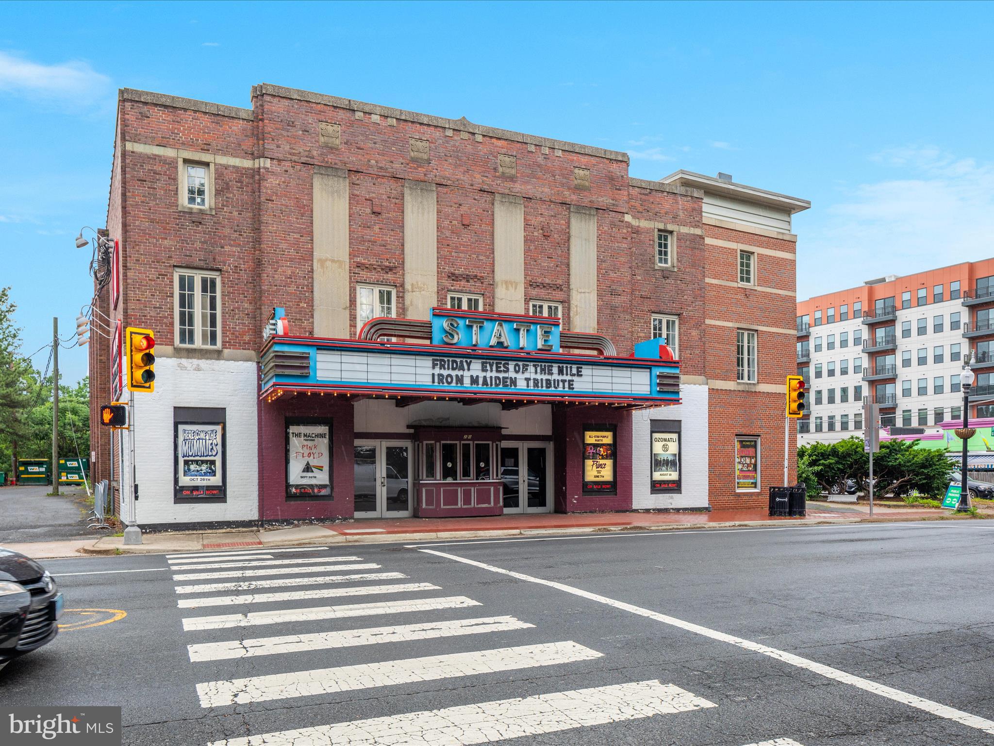 CHERRY HILL TOWNHOUSES - Residential