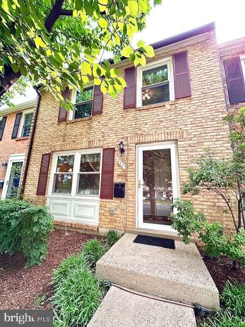 377 W BROAD STREET W FALLS CHURCH VA 22046