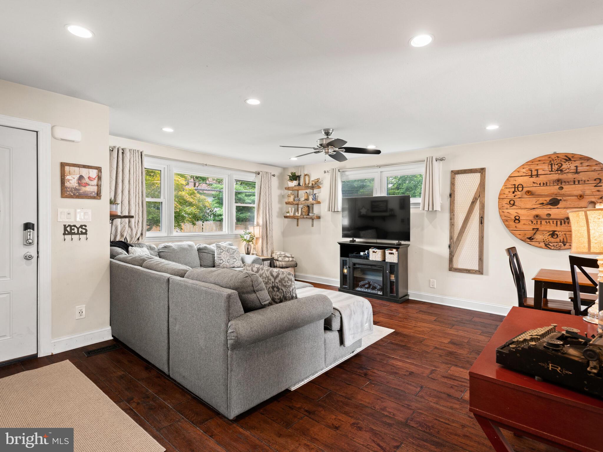 1202 PAOLI PIKE