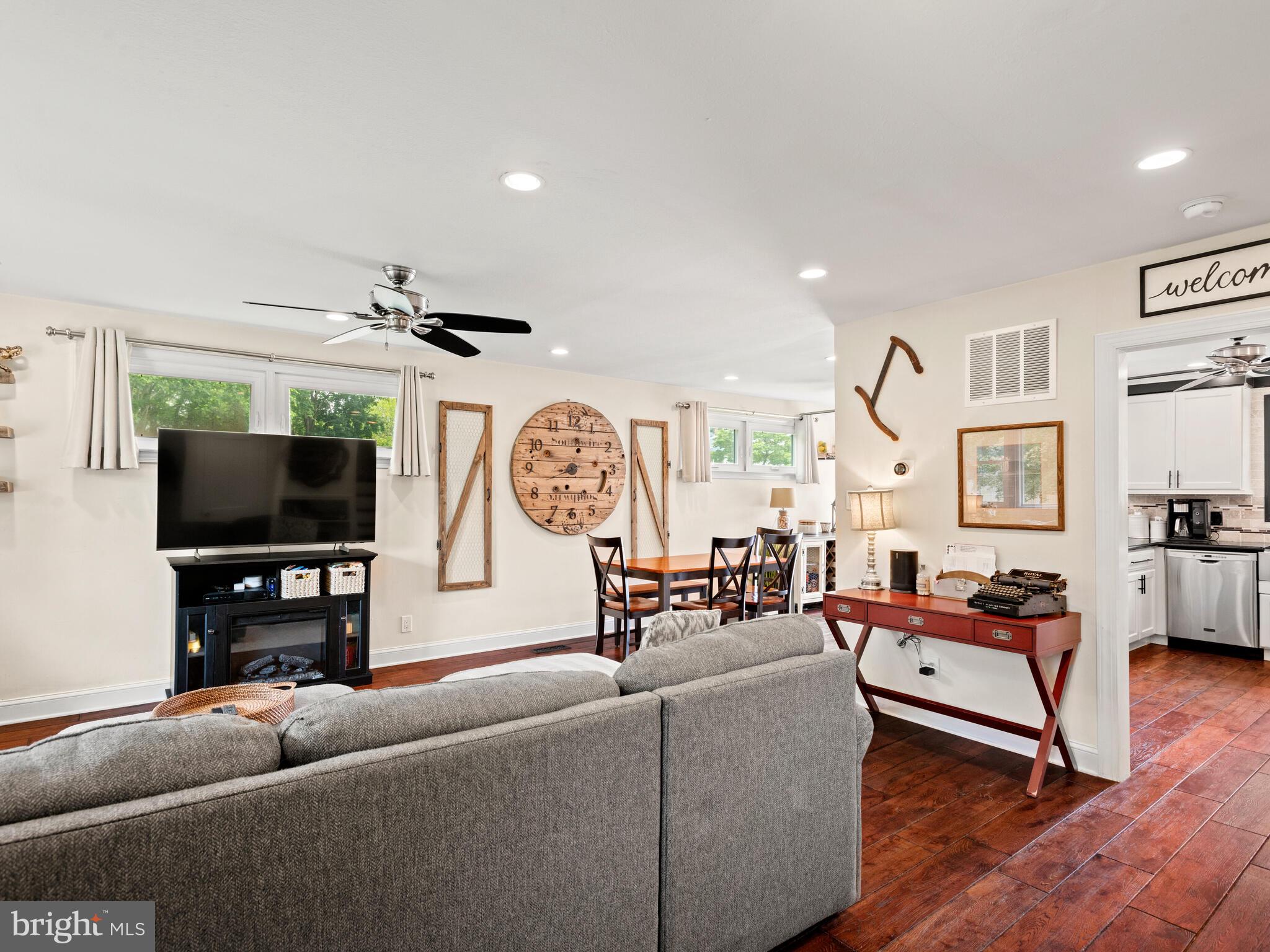 1202 PAOLI PIKE