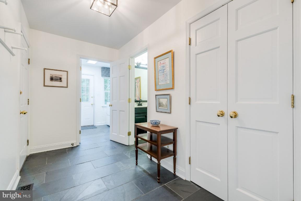 RUXTON - Residential