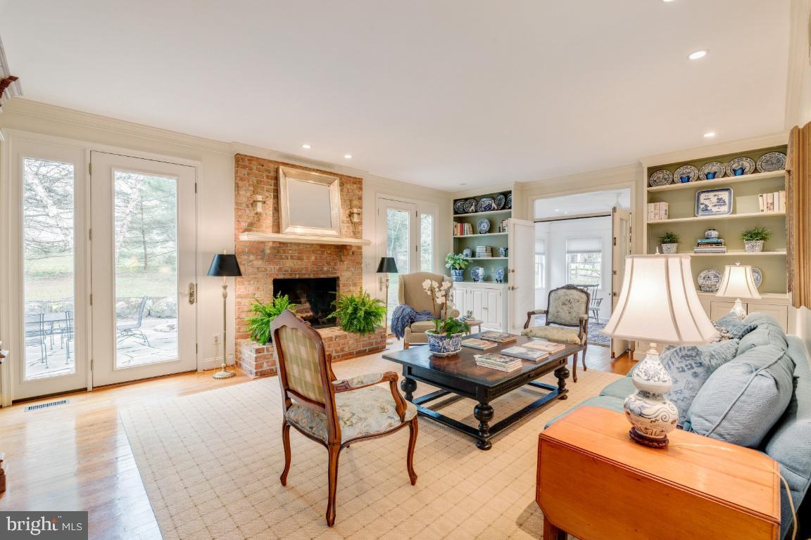 RUXTON - Residential