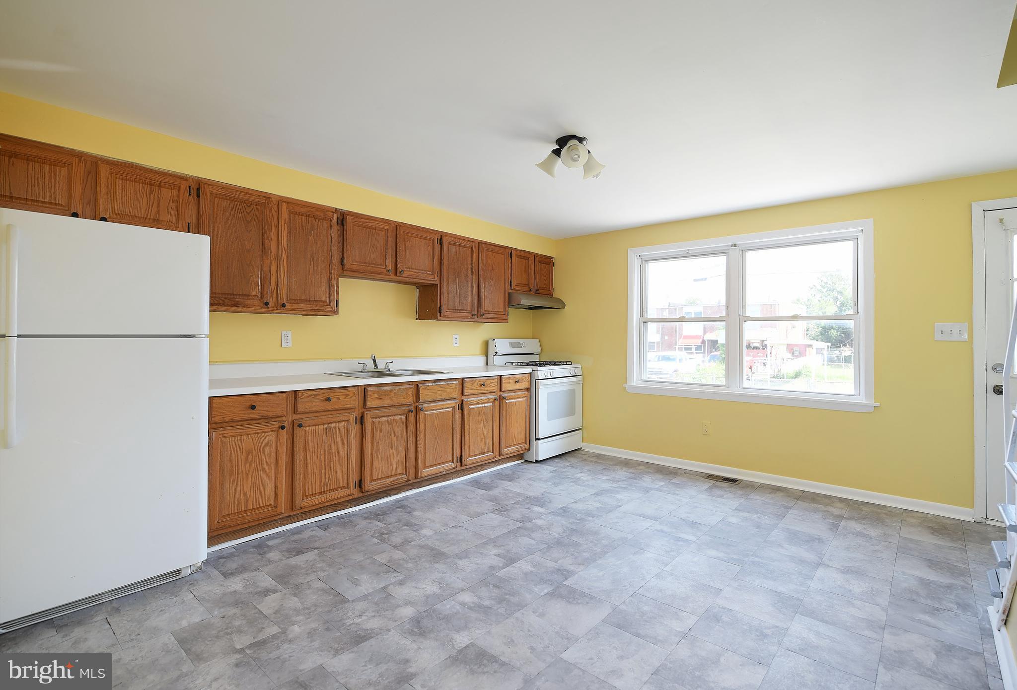 EASTWOOD HEIGHTS - Residential