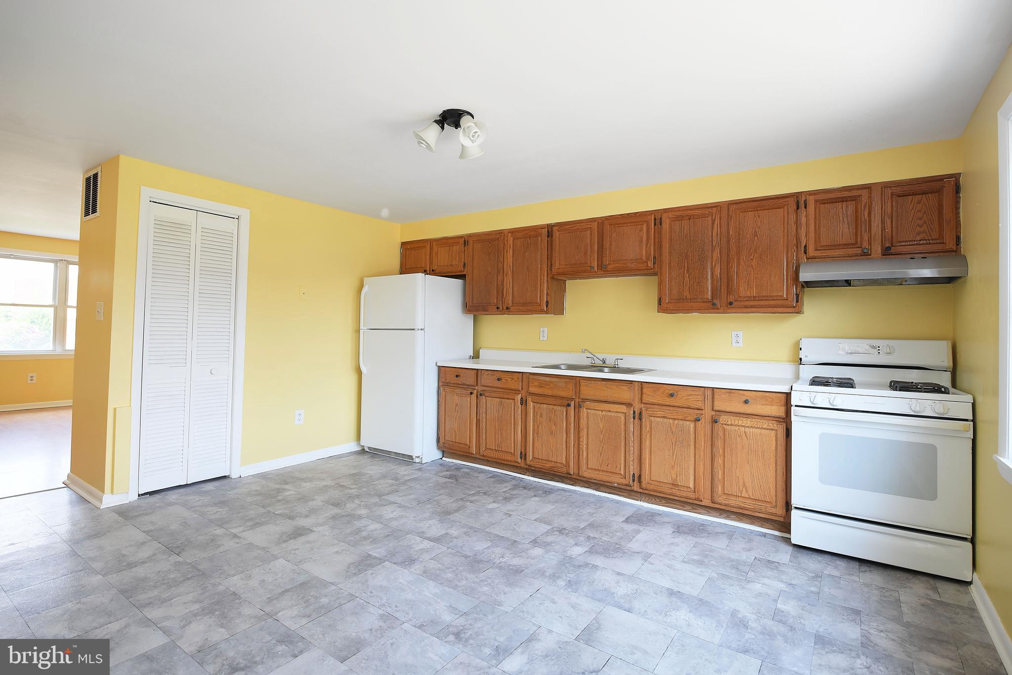 EASTWOOD HEIGHTS - Residential