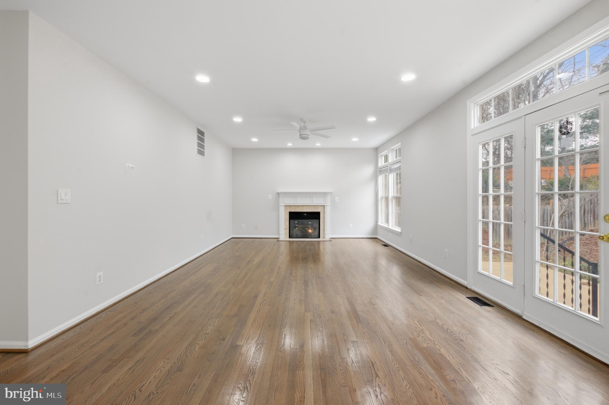 BROOKE FARM - Residential