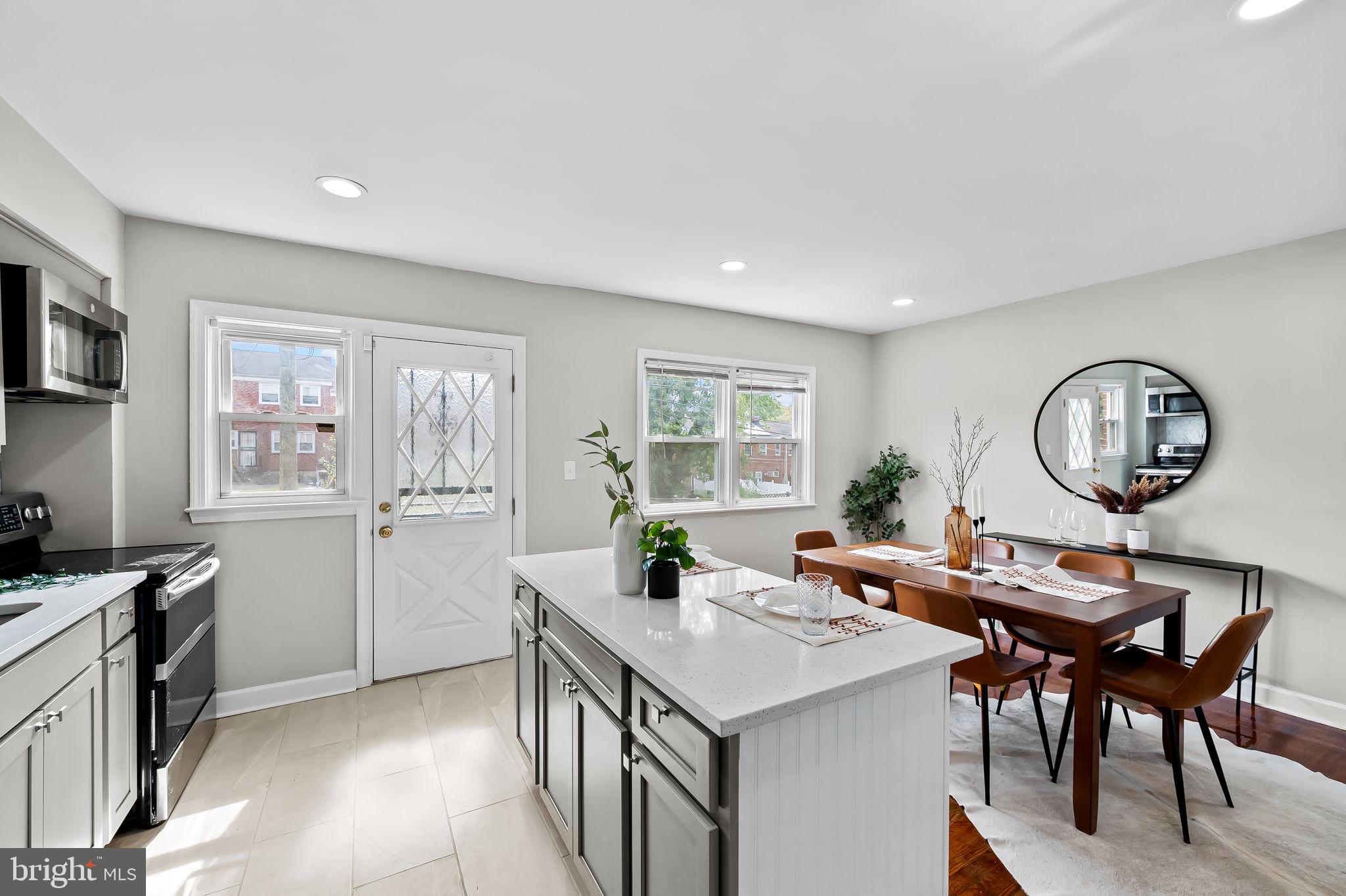 RAMBLEWOOD - Residential