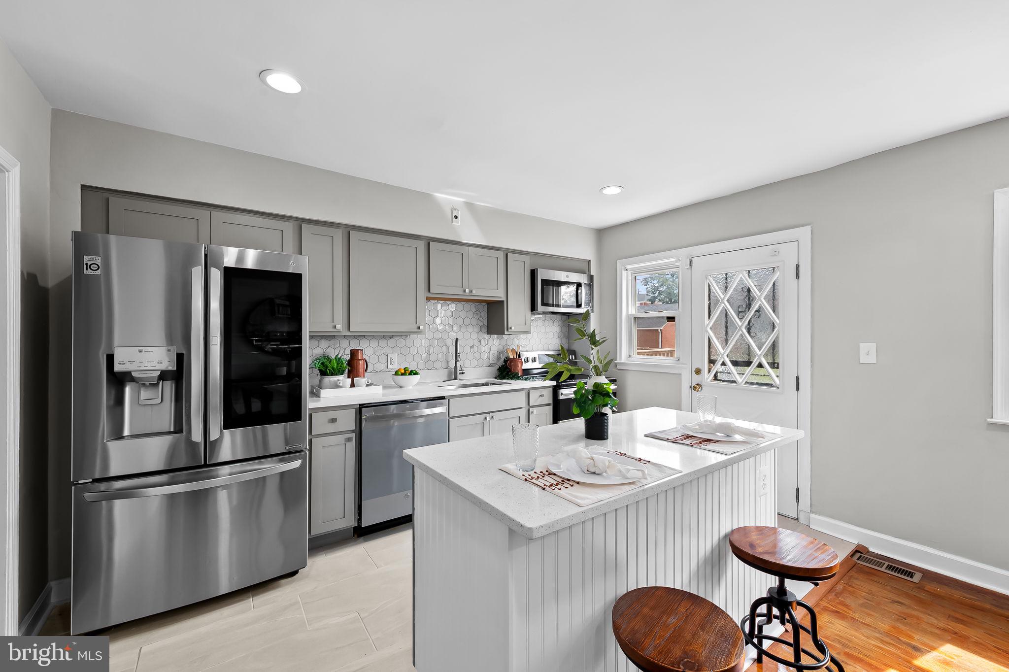 RAMBLEWOOD - Residential
