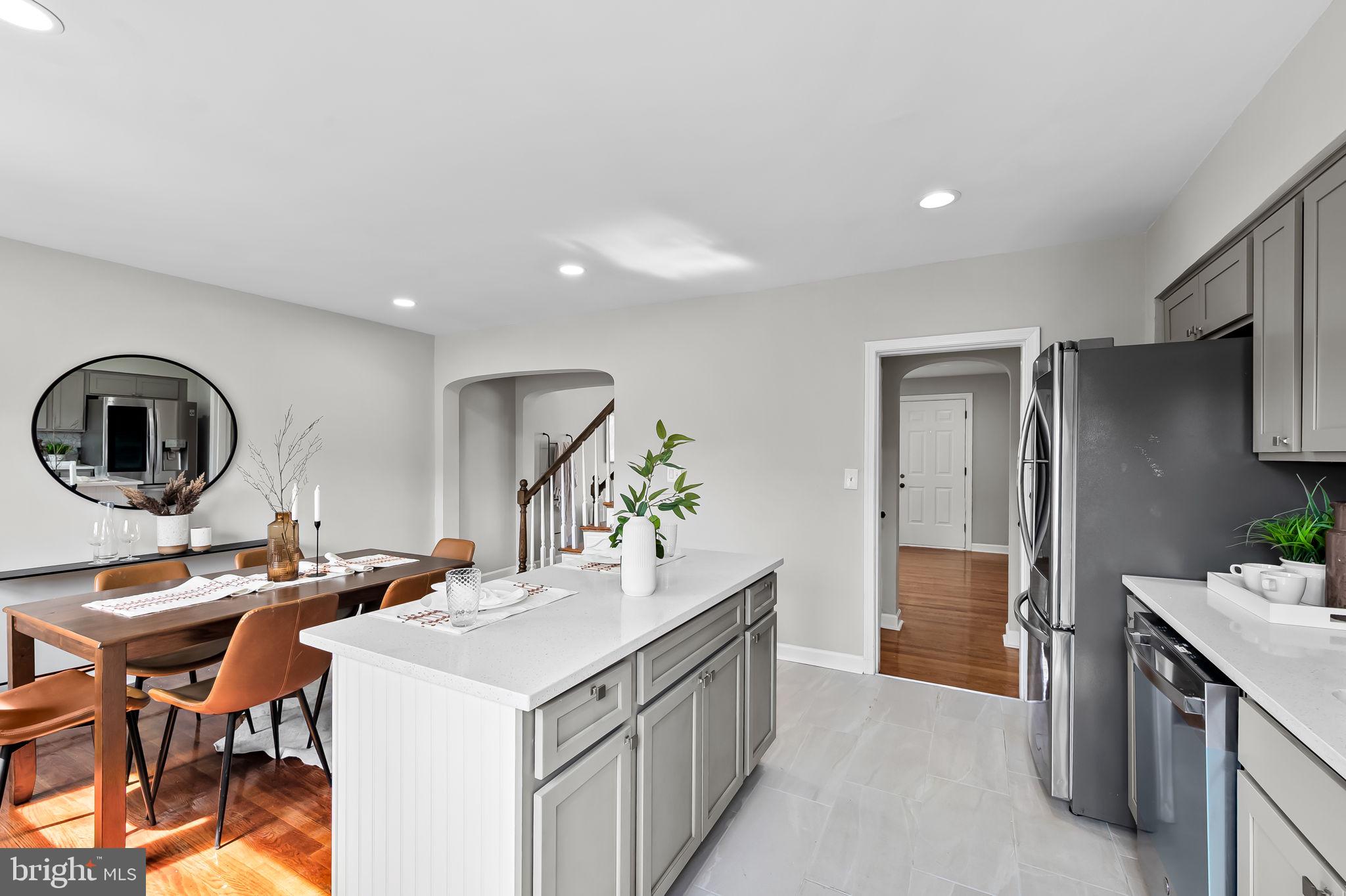 RAMBLEWOOD - Residential
