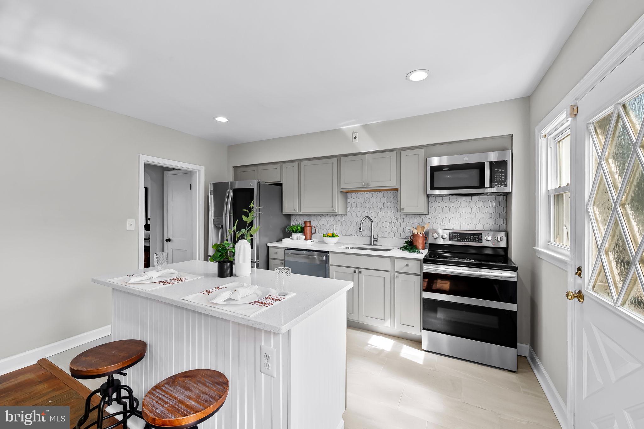 RAMBLEWOOD - Residential