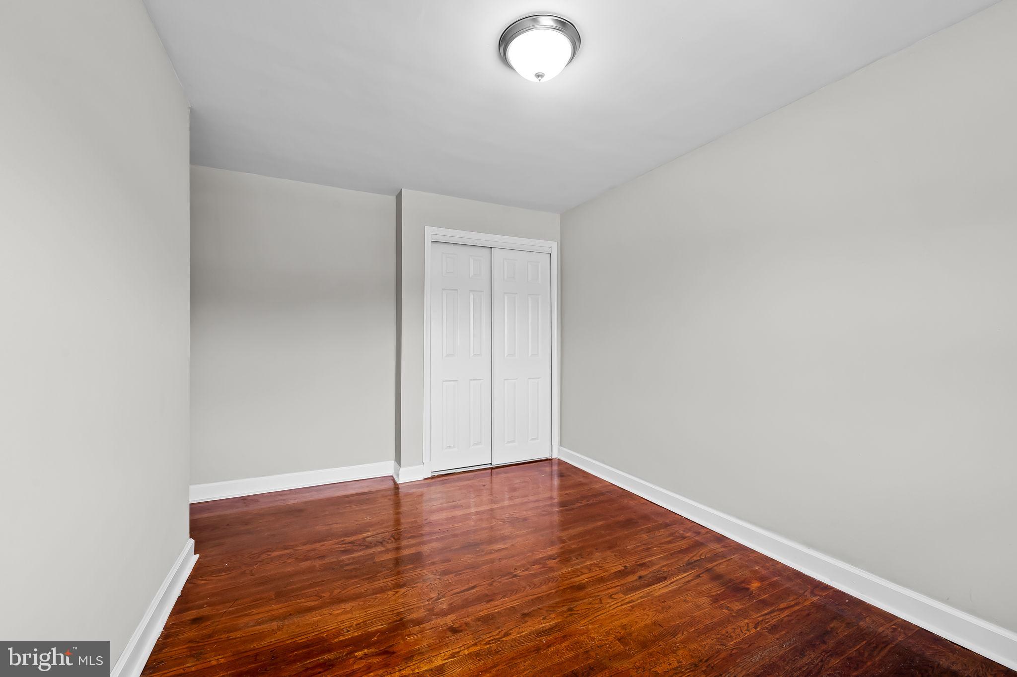 RAMBLEWOOD - Residential