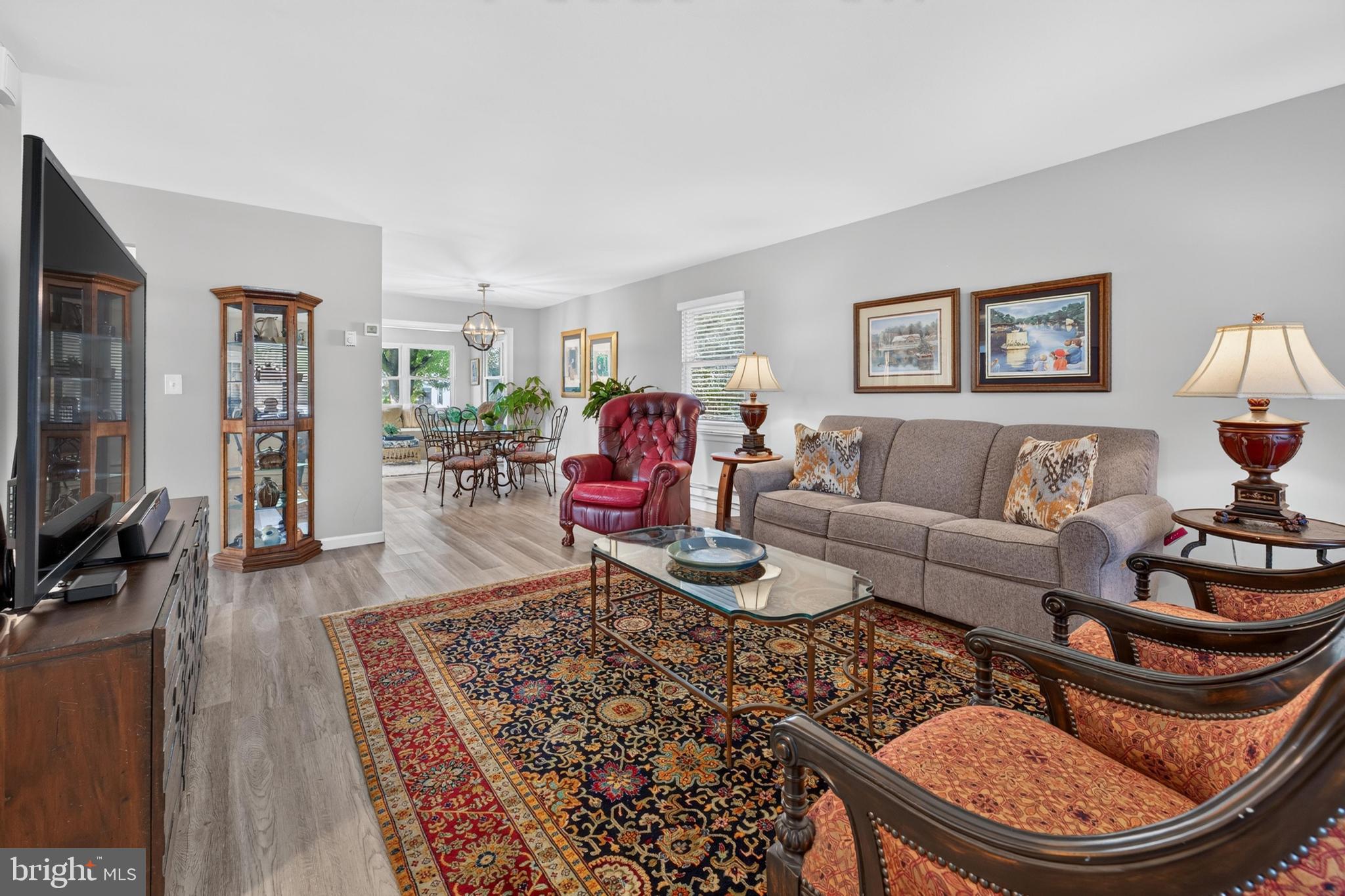 37 CHELSEA PLACE