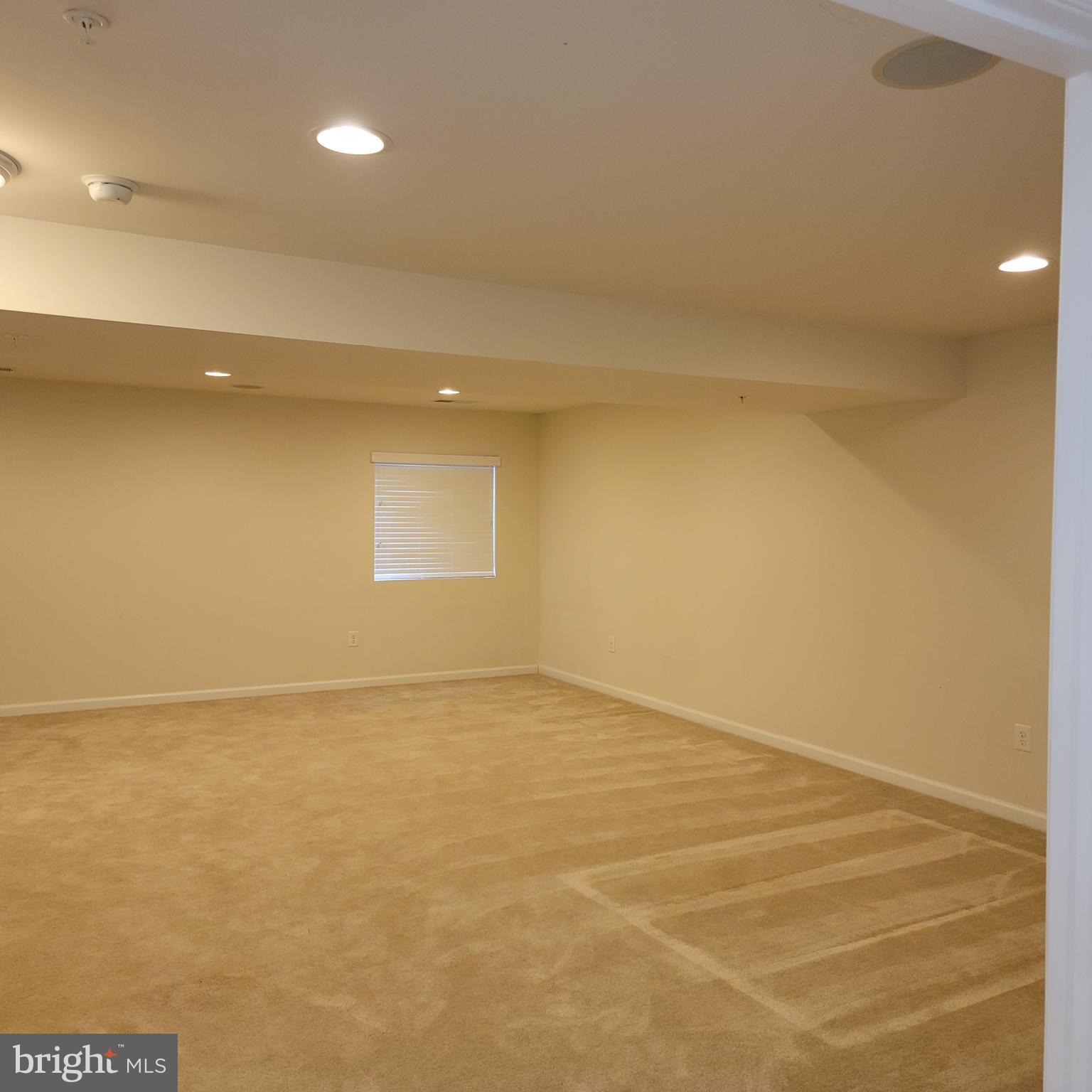 FAIRLAND PARK - Residential