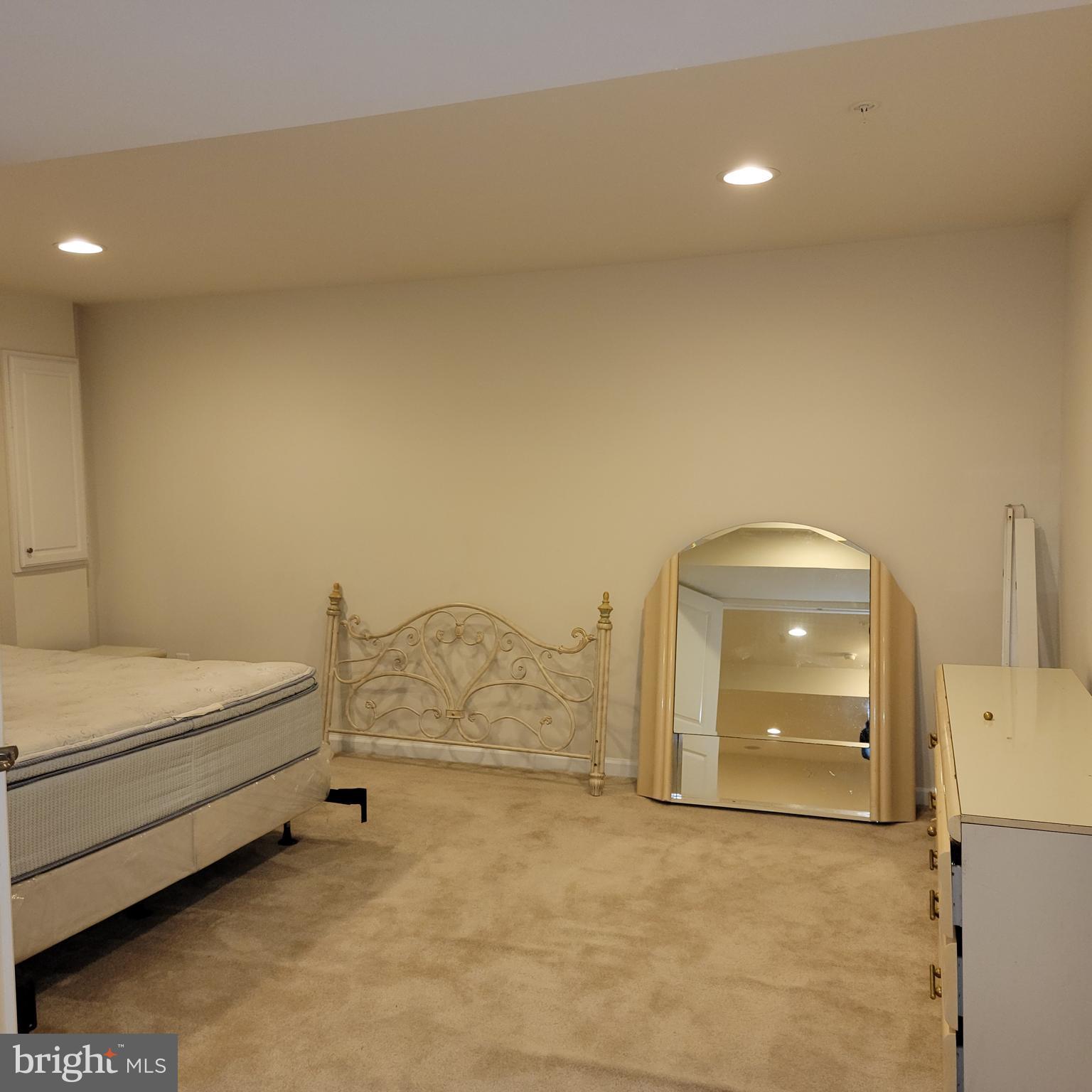 FAIRLAND PARK - Residential