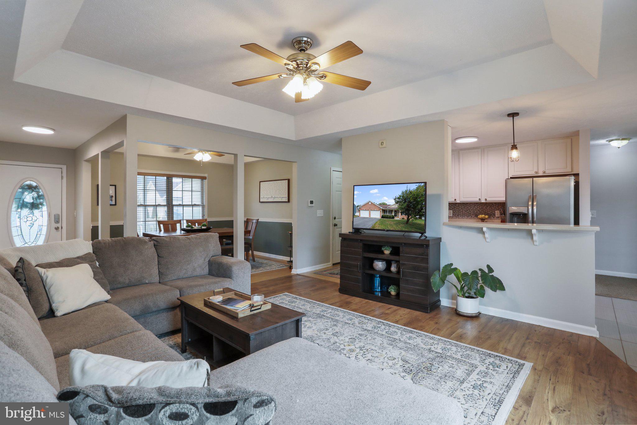 CRESTFIELD - Residential