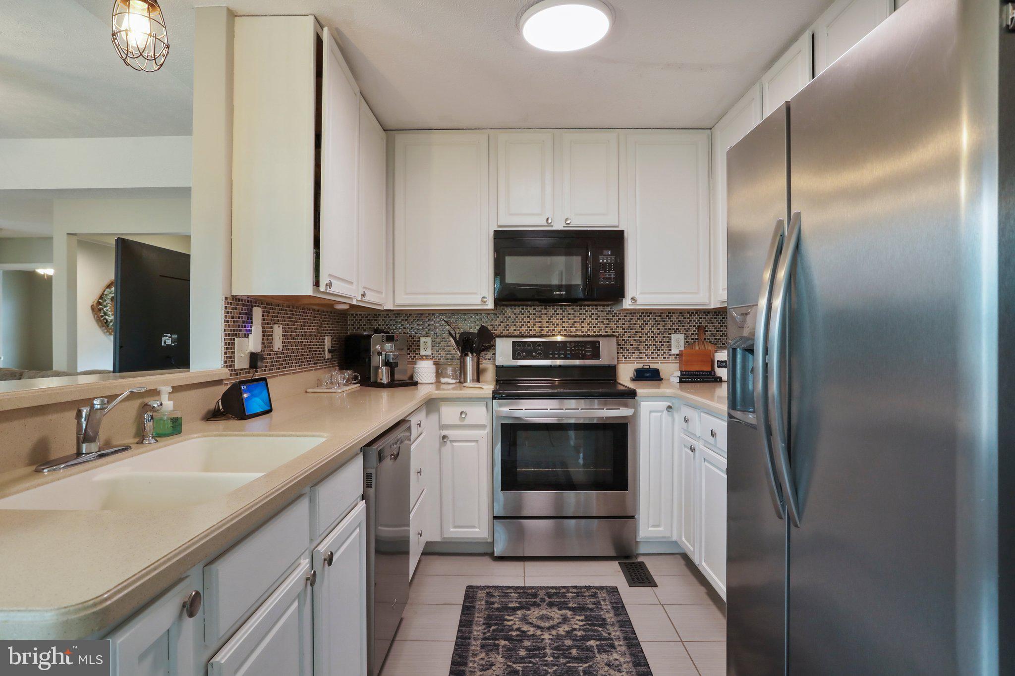 CRESTFIELD - Residential