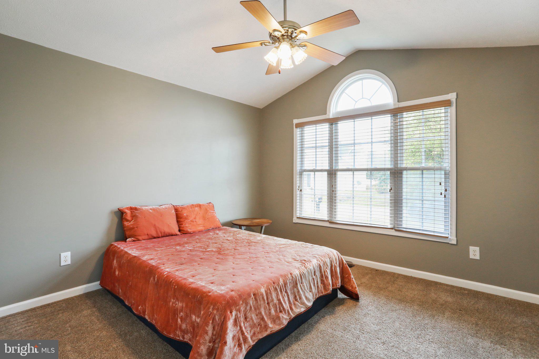 CRESTFIELD - Residential