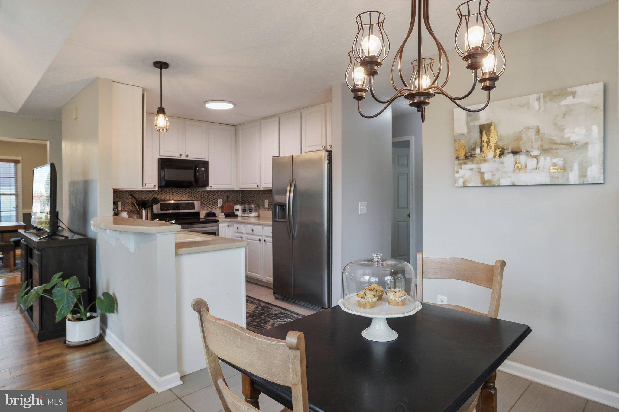 CRESTFIELD - Residential