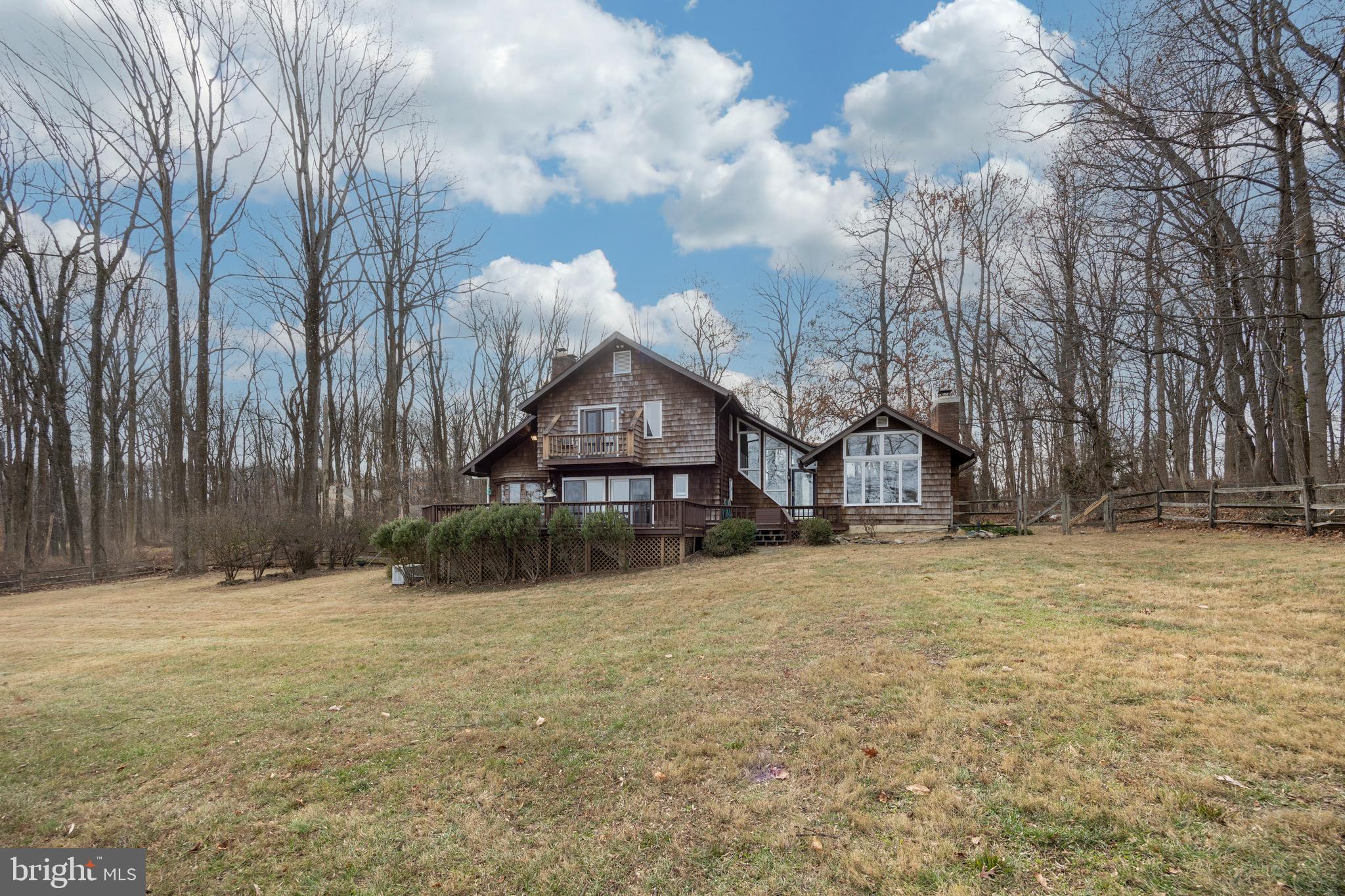 FOUR OAKS FARM - Residential Lease