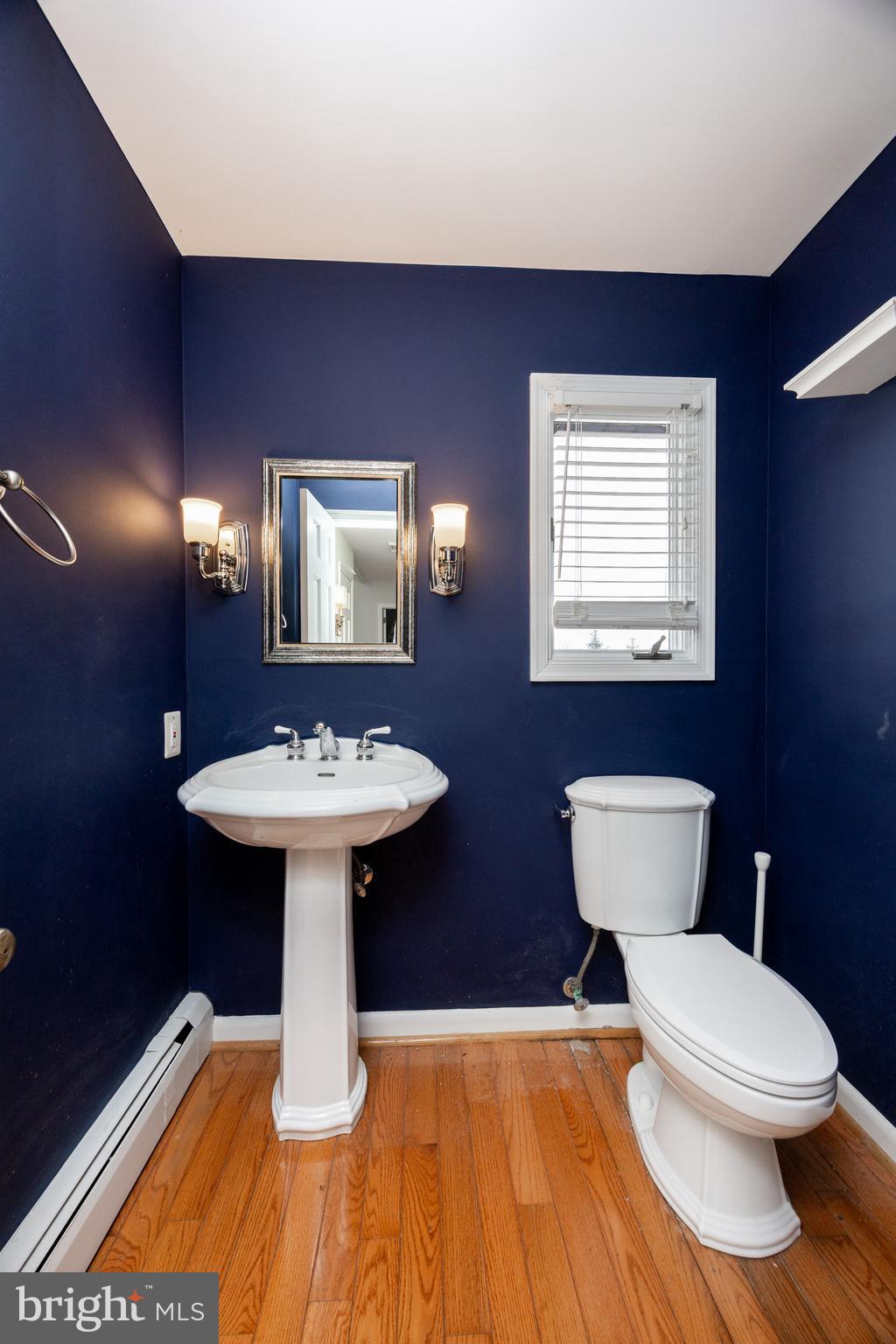 FOUR OAKS FARM - Residential Lease