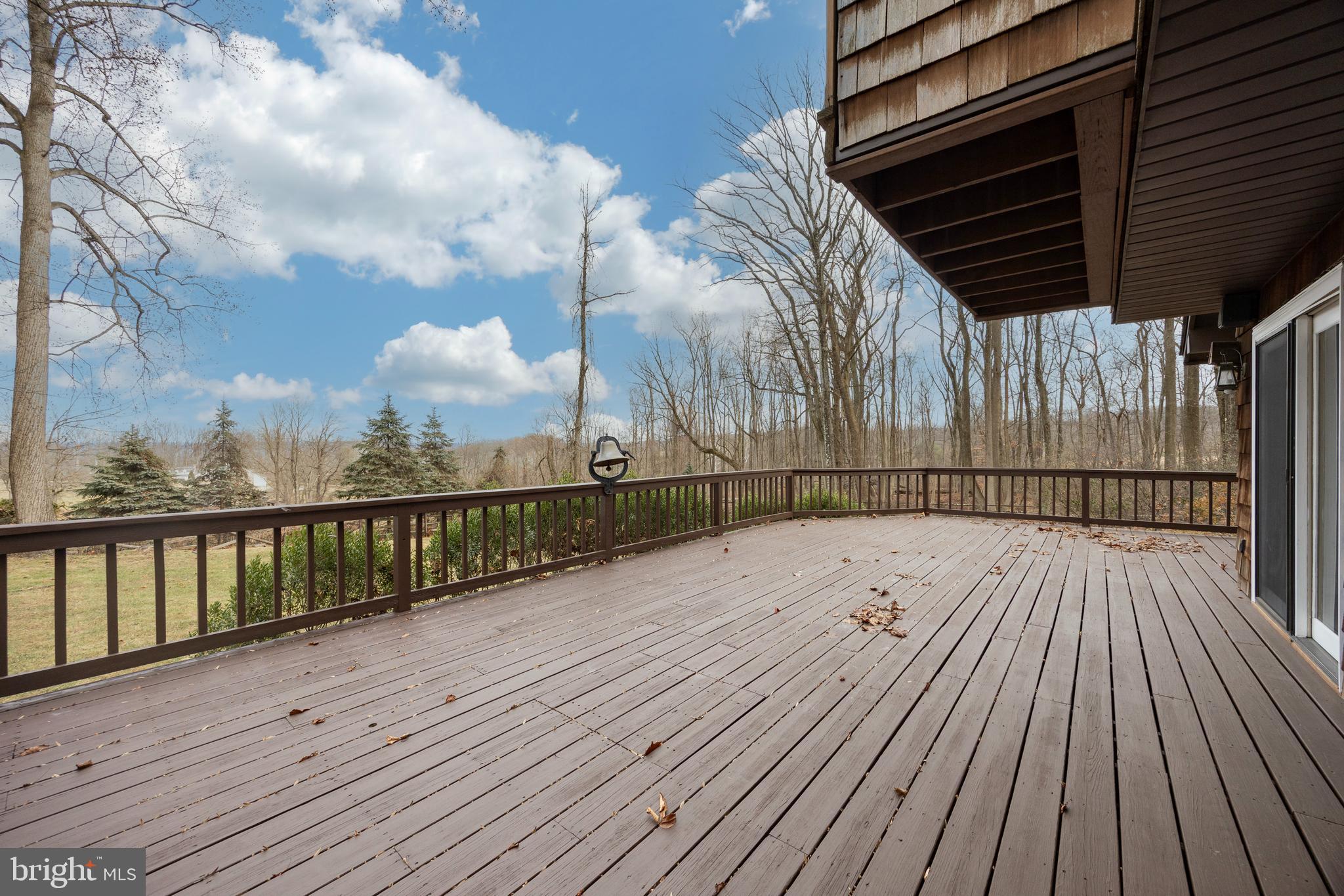 FOUR OAKS FARM - Residential Lease