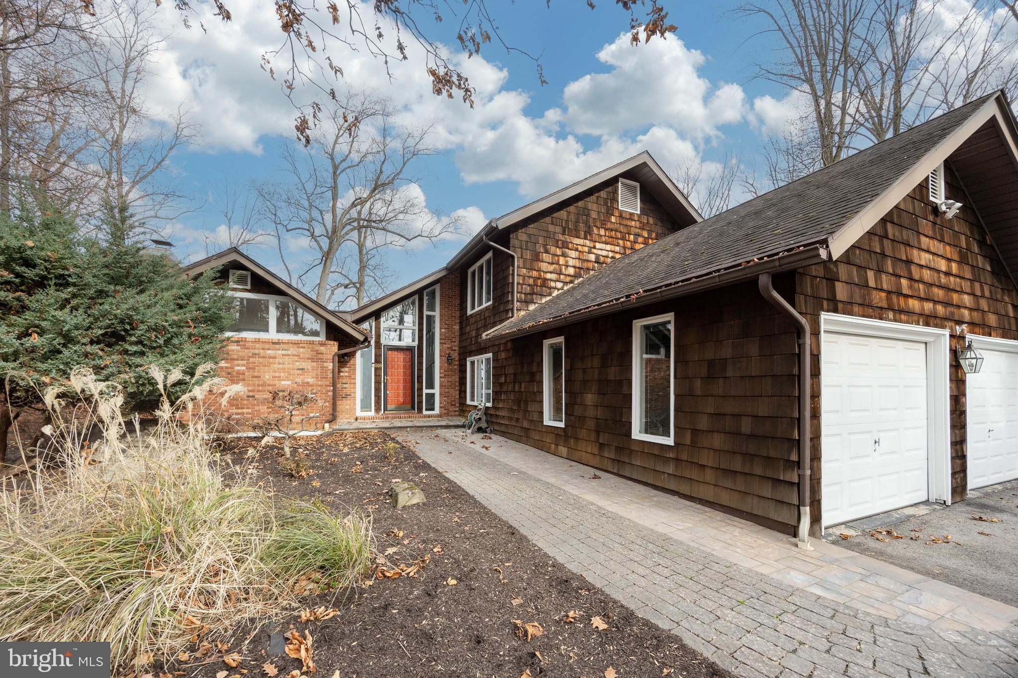 FOUR OAKS FARM - Residential Lease