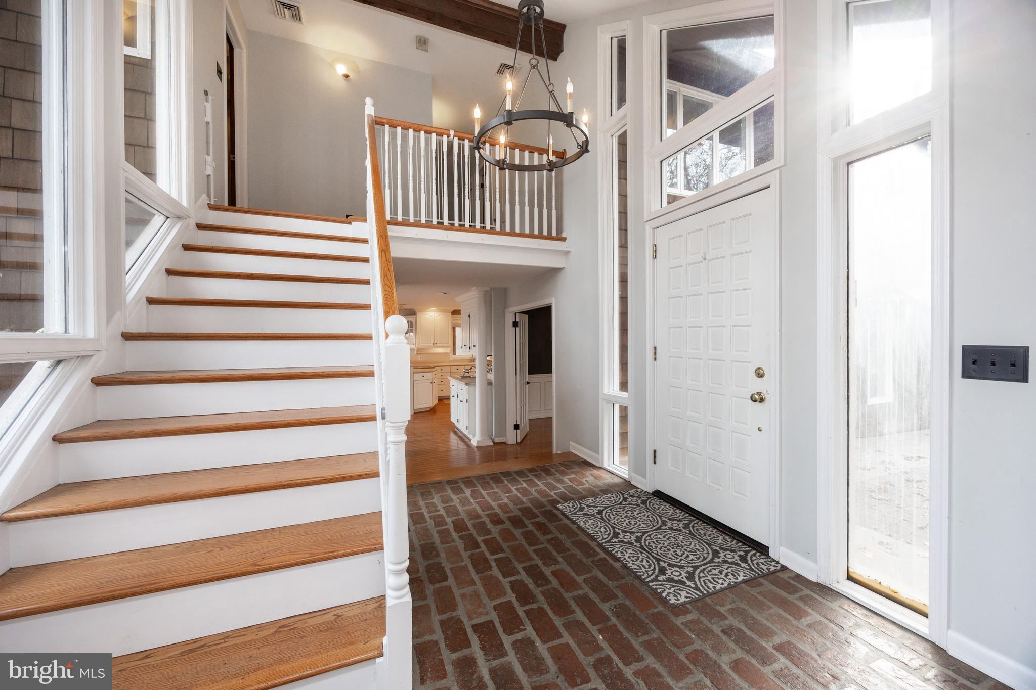 FOUR OAKS FARM - Residential Lease