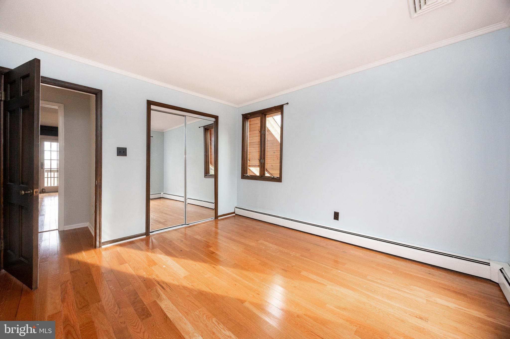 FOUR OAKS FARM - Residential Lease